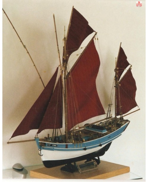San Gilthas France classic fish boat Scale 1/45 26...